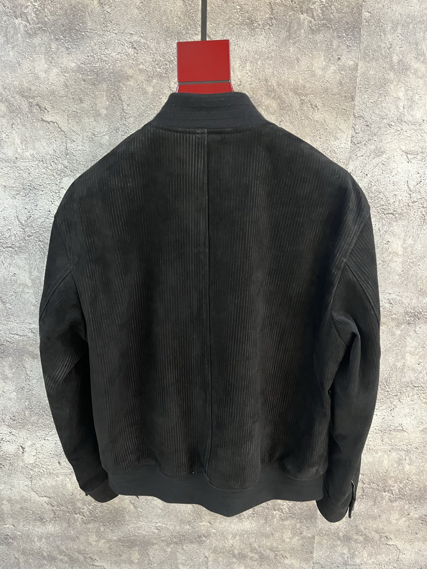 LORO PIANA Мужская куртка из замши LORO PIANA Мужская куртка из замши