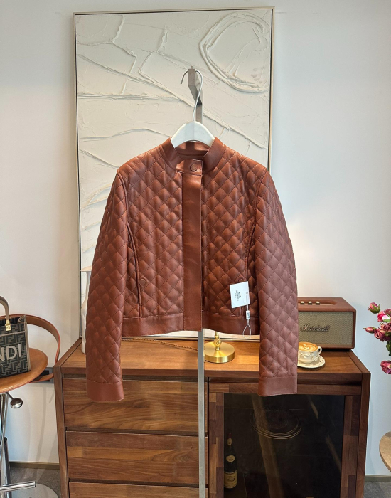 HERMES Женская кожаная куртка