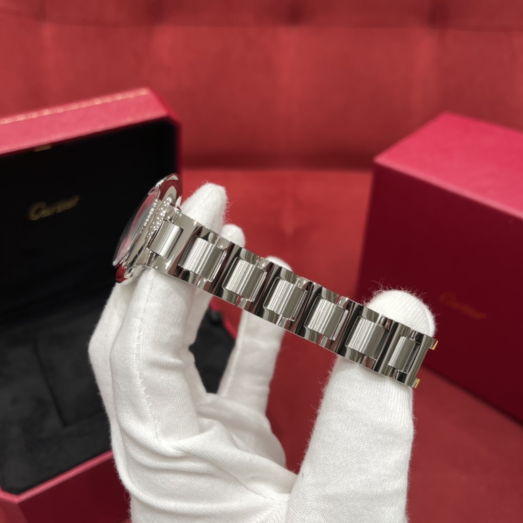 CARTIER Женские часы Ballon Bleu WSBB0062 33 мм CARTIER Женские часы Ballon Bleu WSBB0062 33 мм