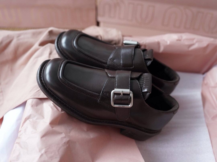 MIU MIU Женские лоферы