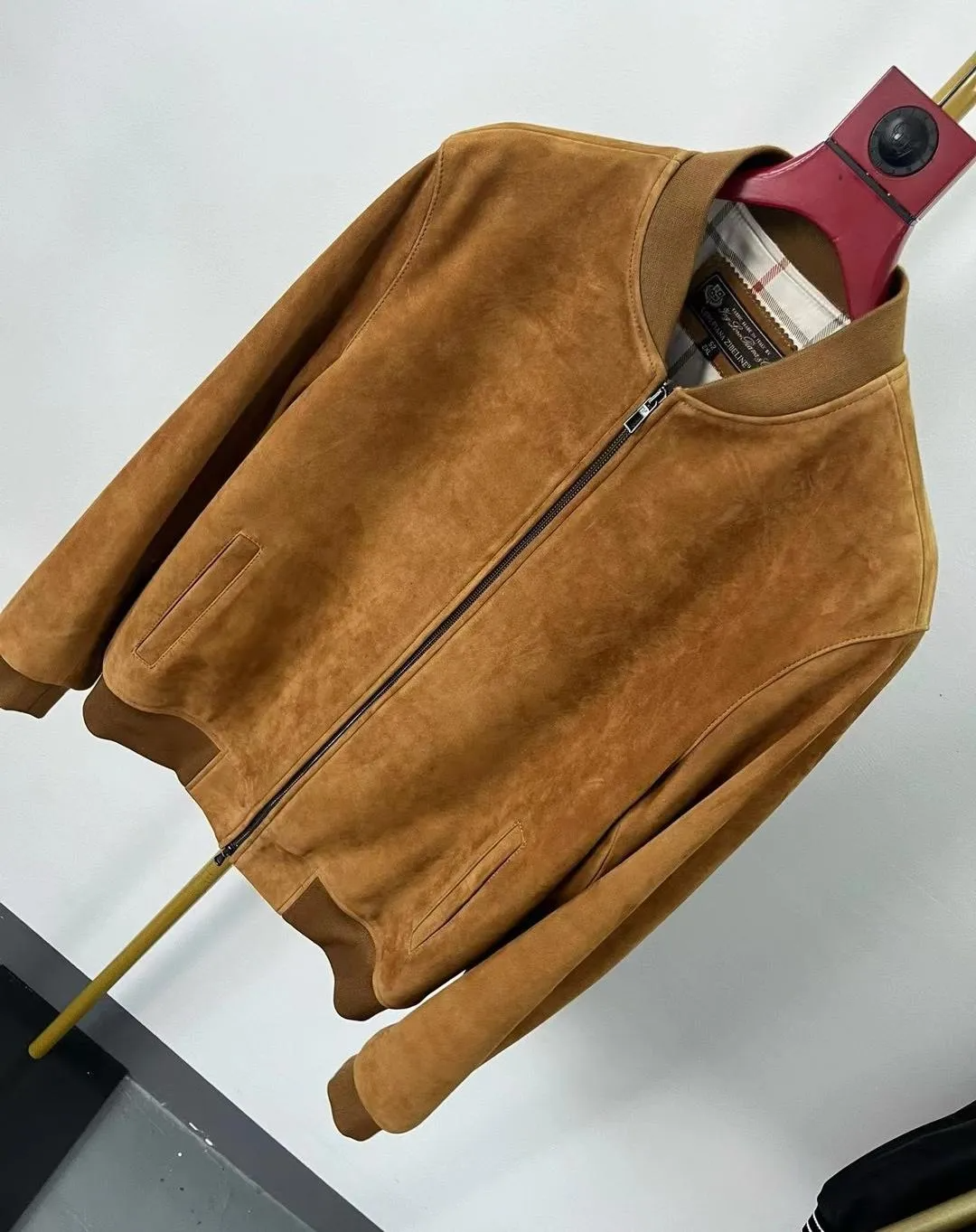 LORO PIANA Мужская куртка из замши LORO PIANA Мужская куртка из замши