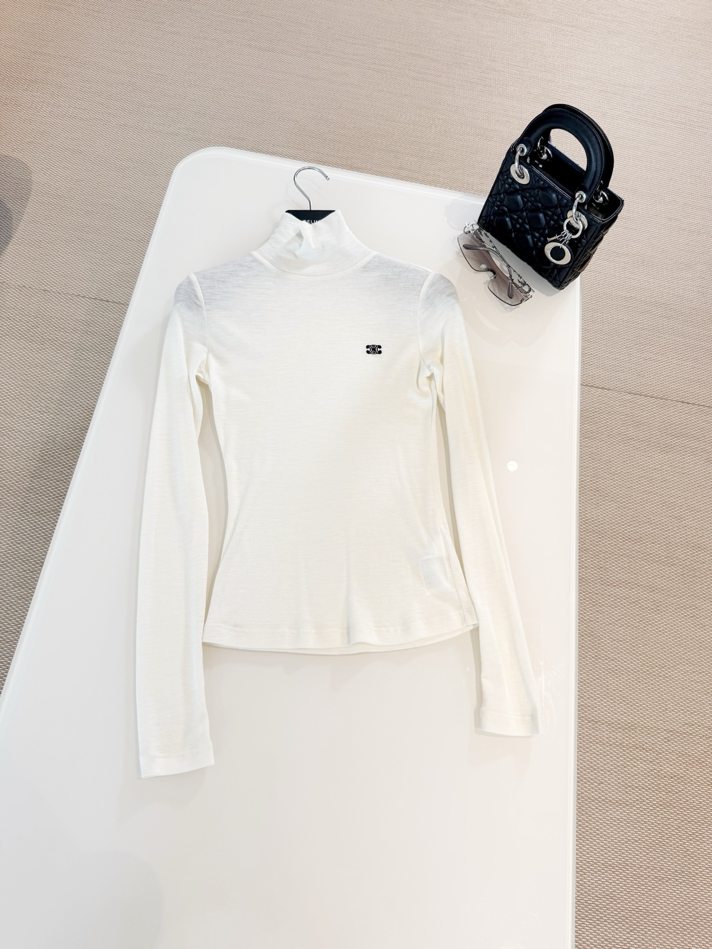 СELINE Женская водолазка