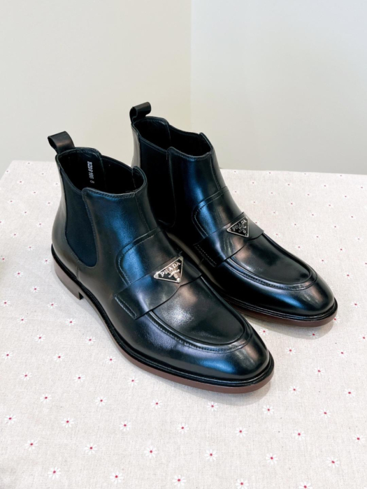 PRADA Мужские лакированные ботинки