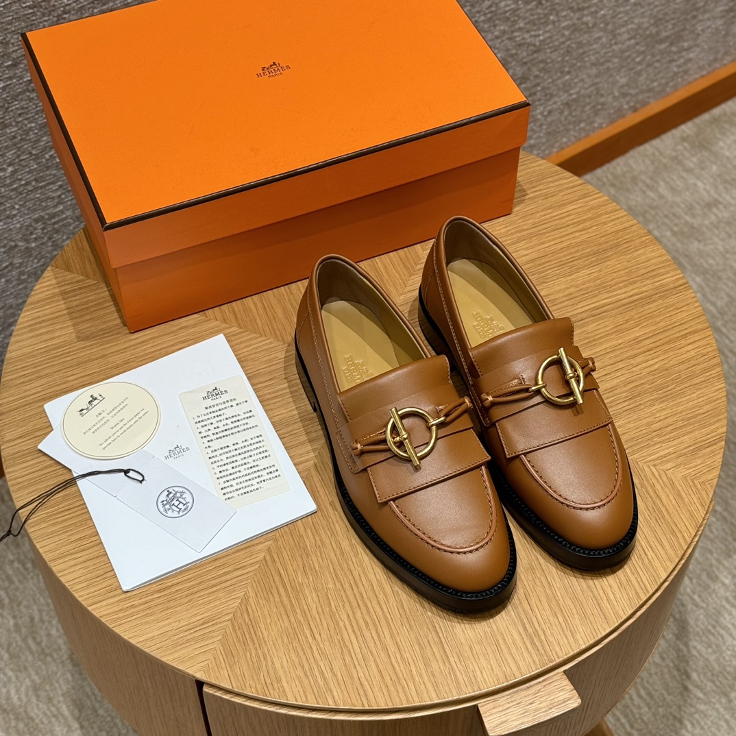 HERMES Женские лоферы Impact