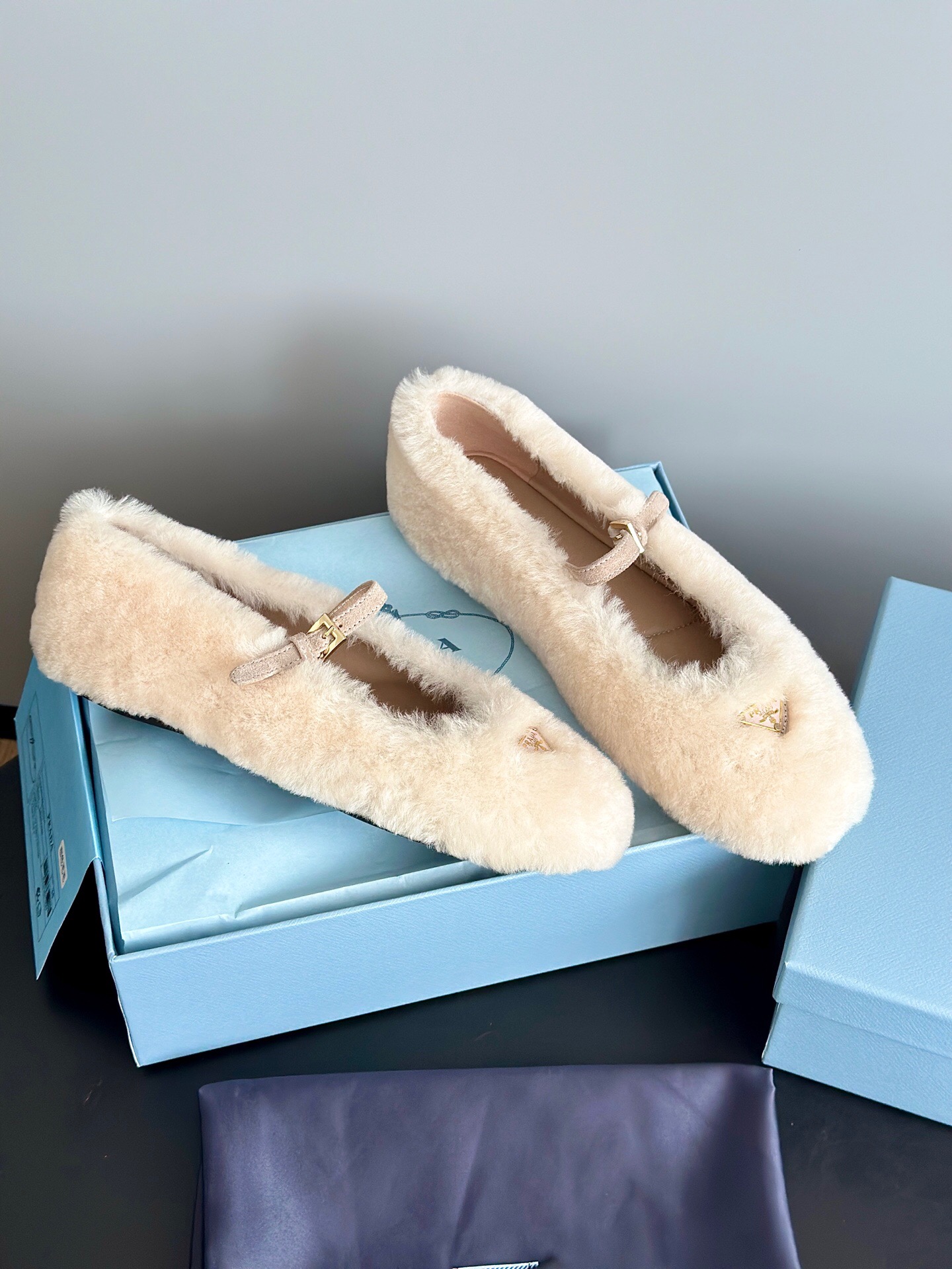 PRADA Женские балетки из кожи ягненка PRADA Женские балетки из кожи ягненка