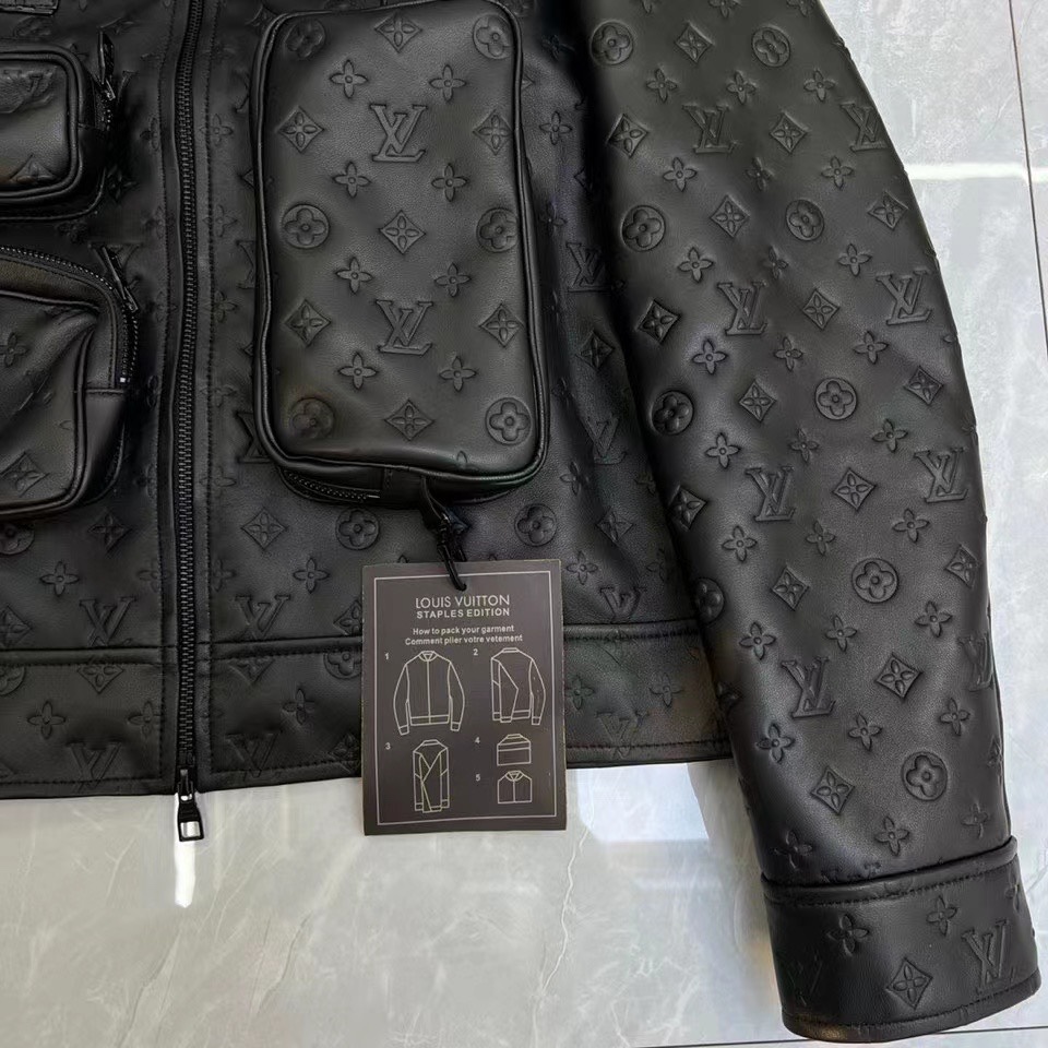 LOUIS VUITTON Мужская кожаная куртка LOUIS VUITTON Мужская кожаная куртка