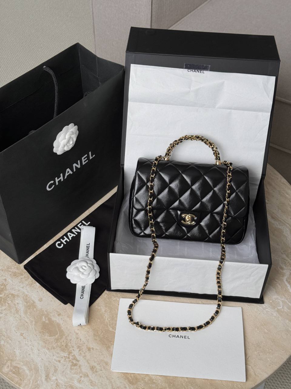 CHANEL Женская сумка 24B CHANEL Женская сумка 24B