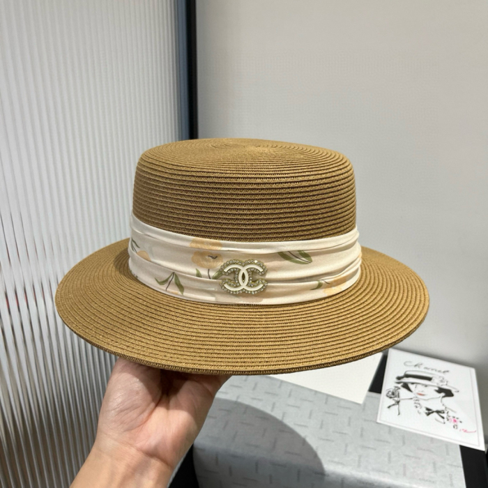 CHANEL Шляпа Соломенная 