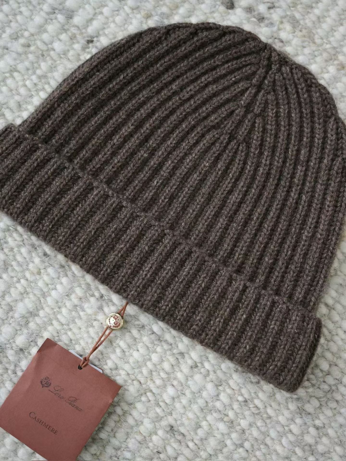 LORO PIANA Мужская шапка из кашемира 