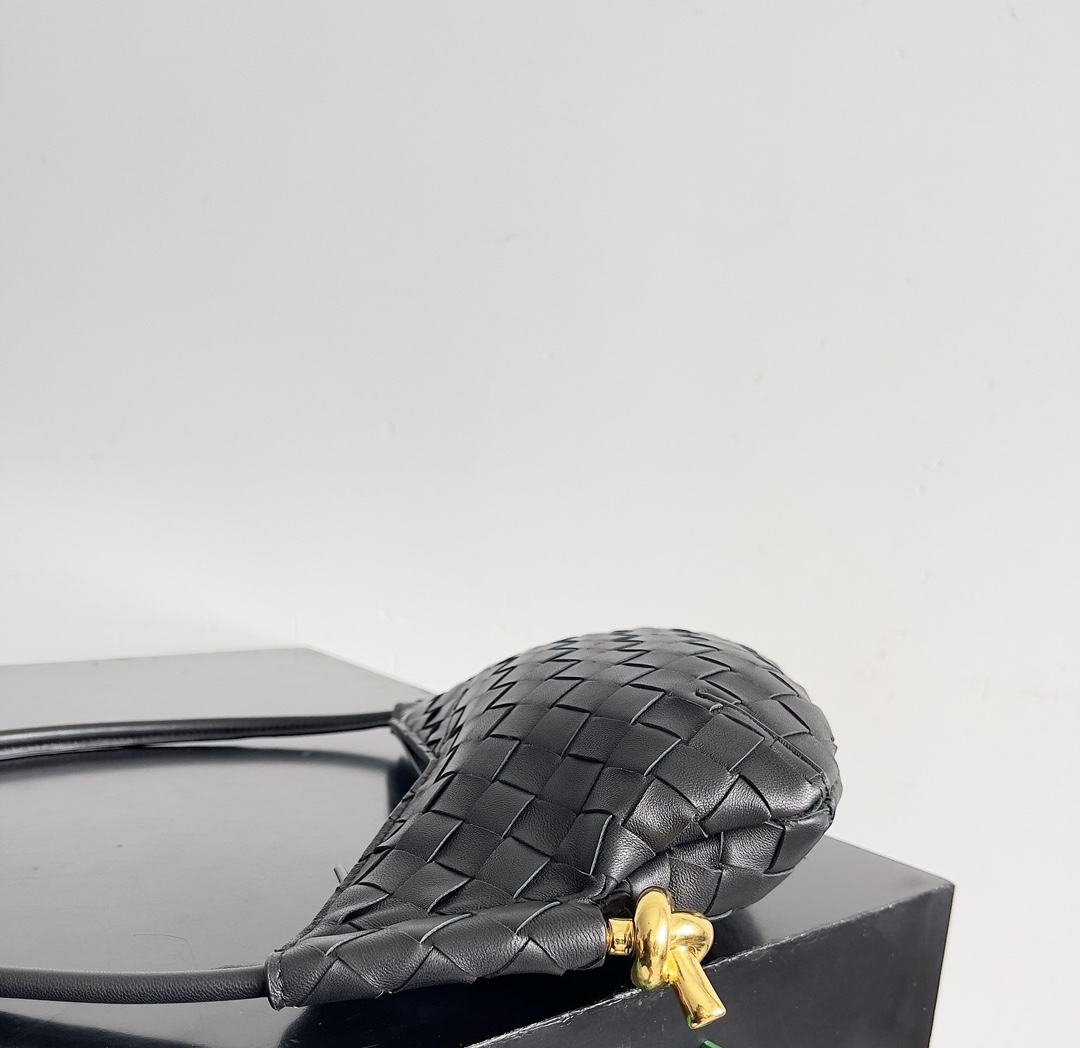 BOTTEGA VENETA Женская сумка Solstice Baby