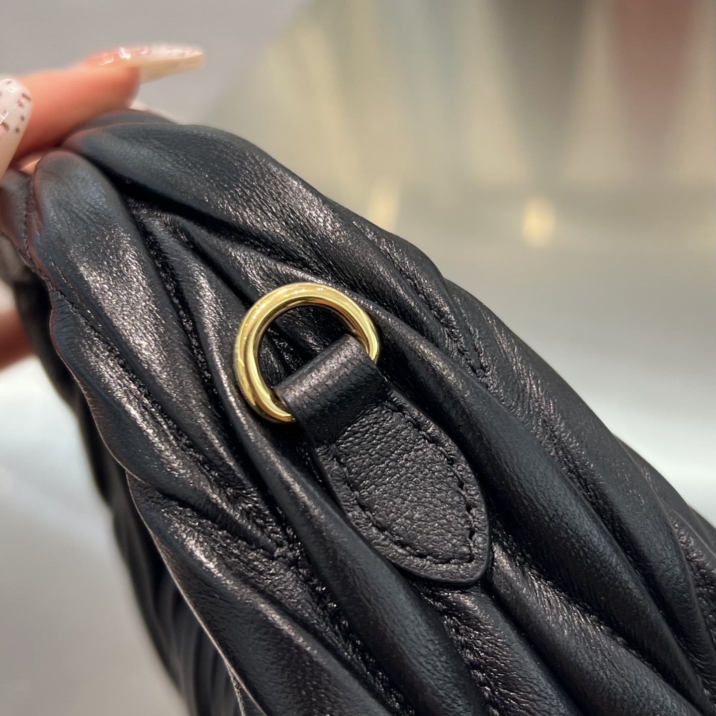 MIU MIU Женская сумка Wander hobo mini 