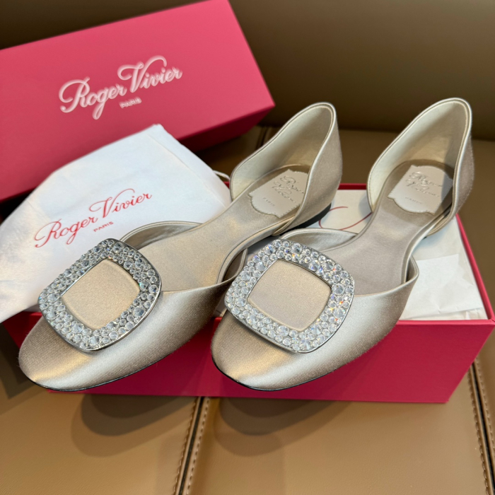 ROGER VIVIER Женские туфли