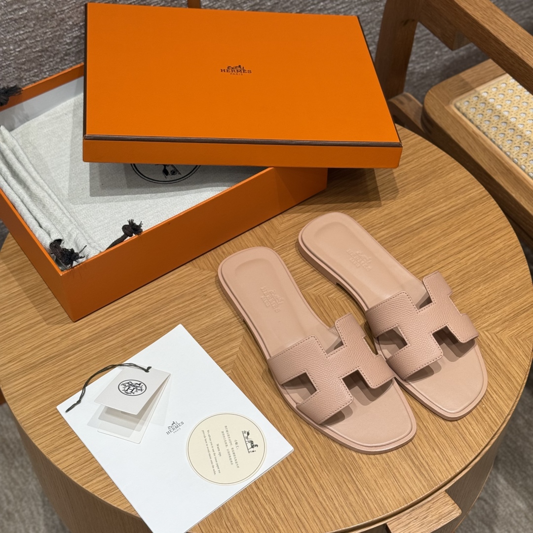 HERMES Женские сандалии Oran HERMES Женские сандалии Oran