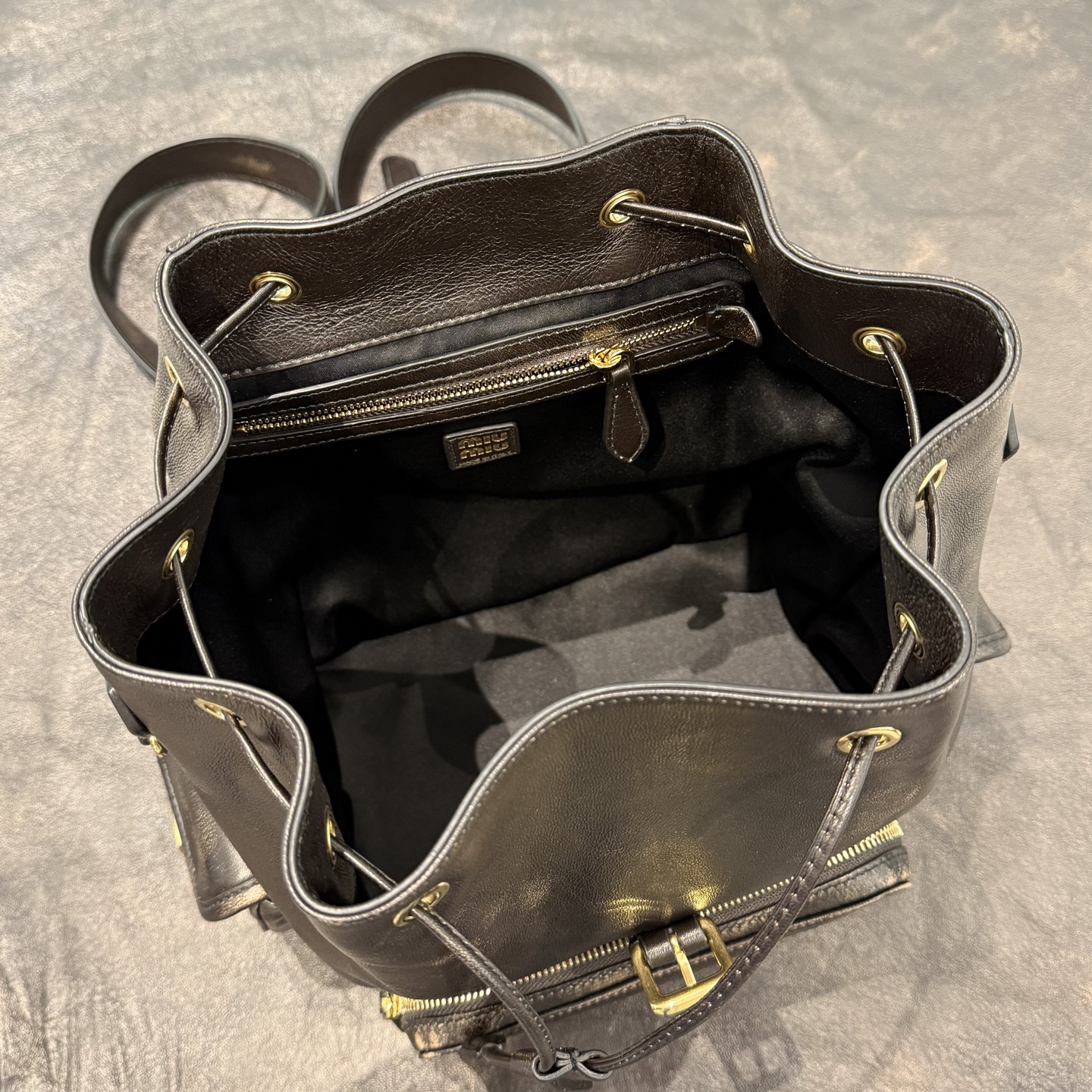 MIU MIU Женский рюкзак MIU MIU Женский рюкзак