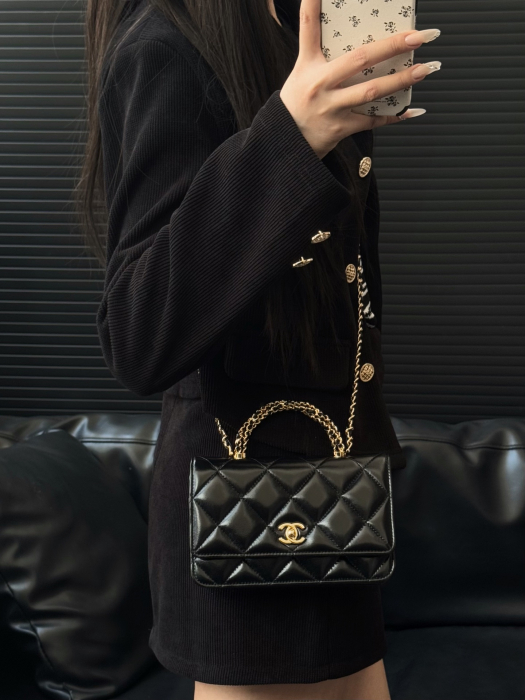 CHANEL Женская Cумка с ручкой