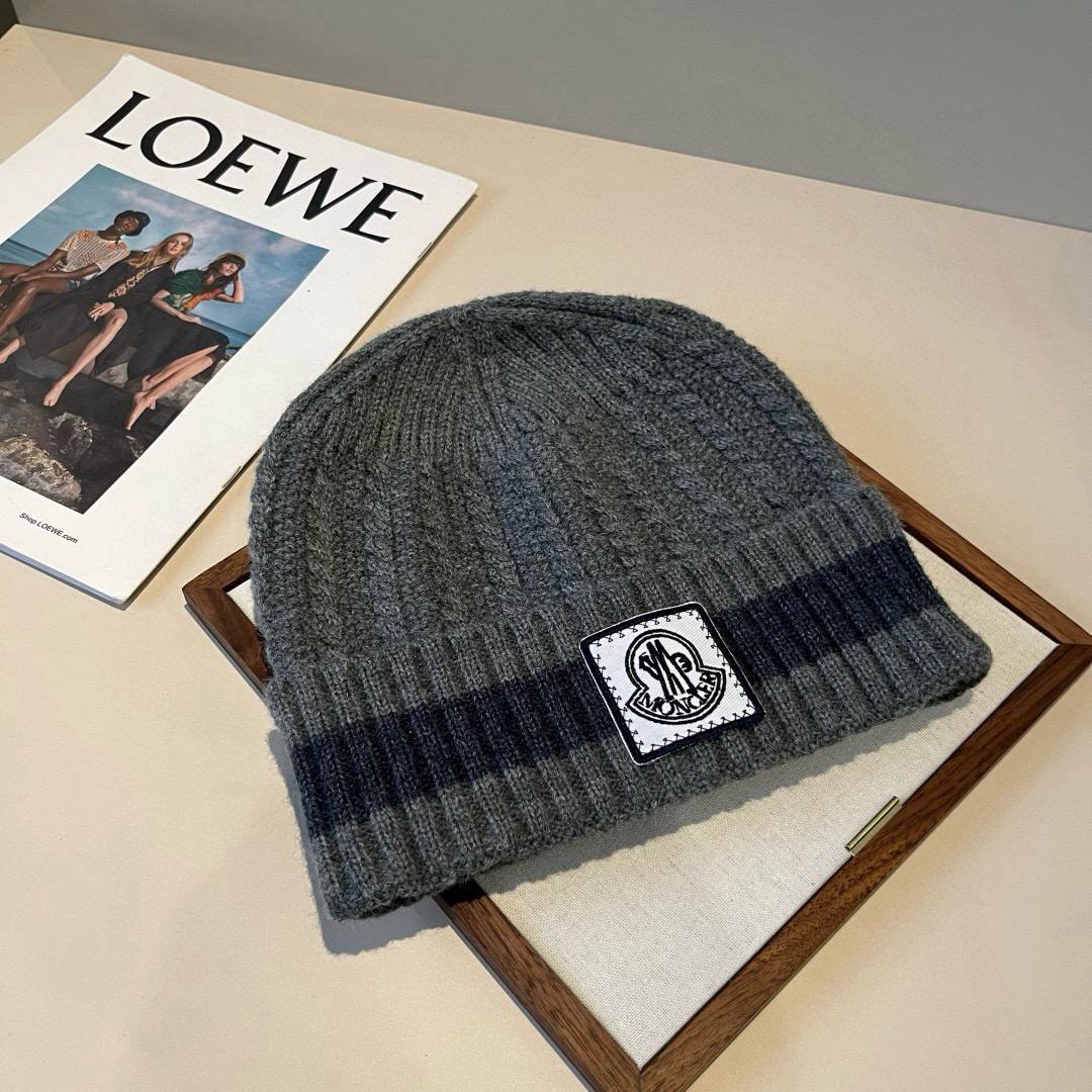 MONCLER Мужская шапка MONCLER Мужская шапка