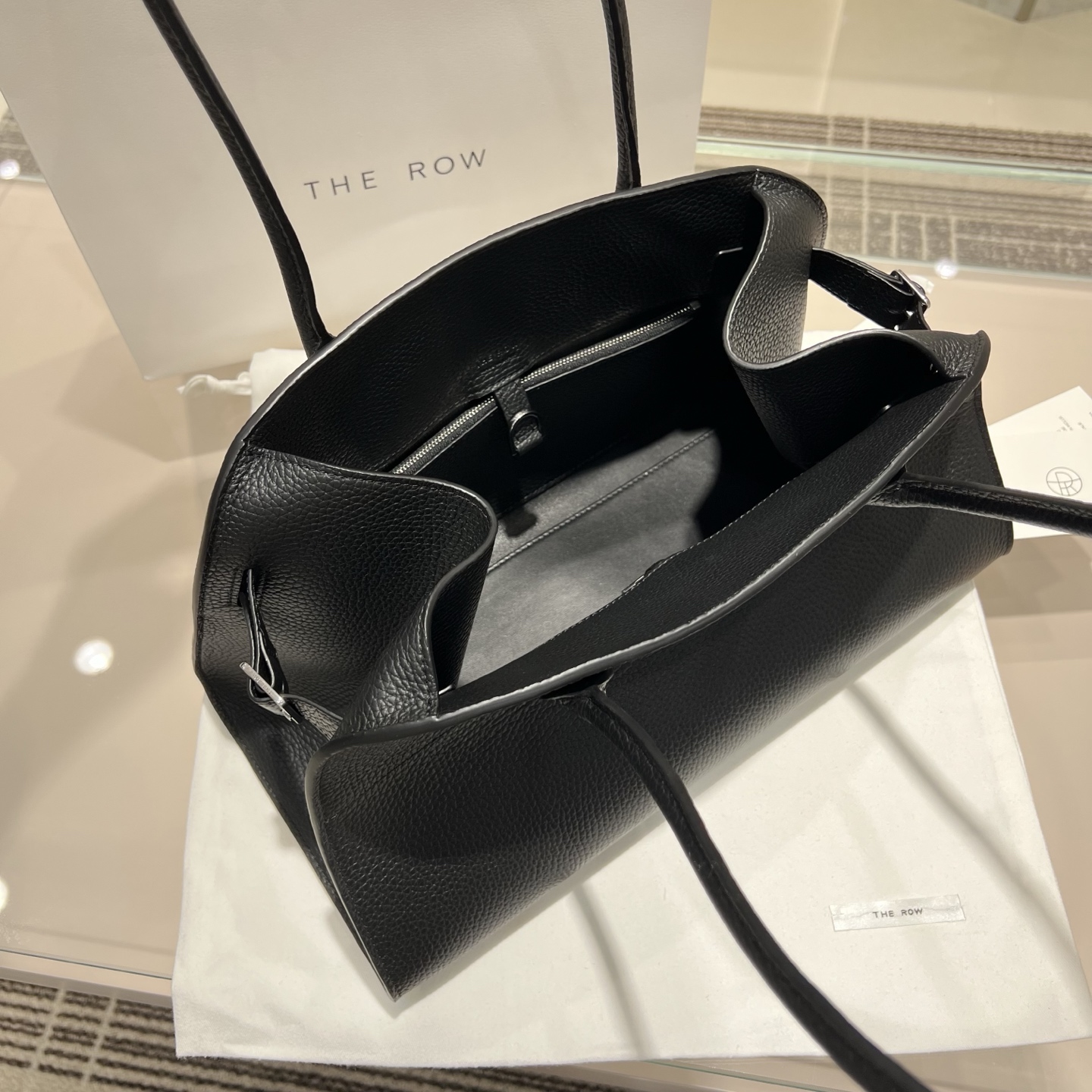 THE ROW Женская сумка Margaux 