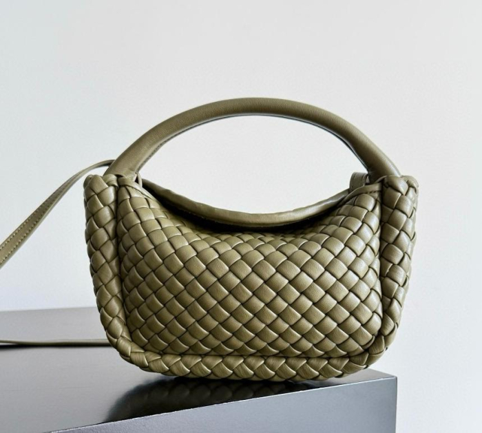 BOTTEGA VENETA Сумка Cobble