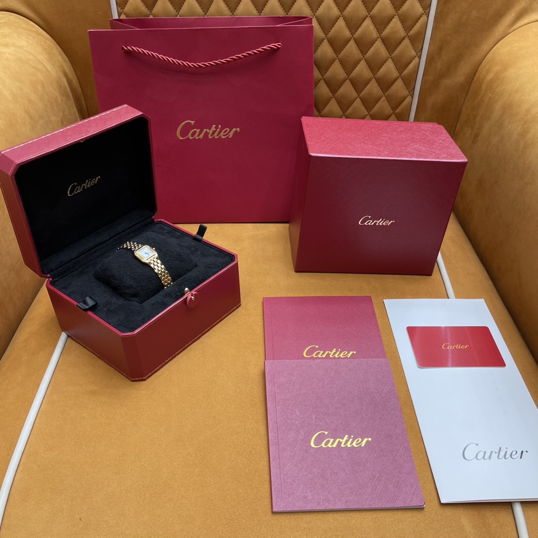 CARTIER Женские часы Panthère de Cartier mini WGPN0036 CARTIER Женские часы Panthère de Cartier mini WGPN0036