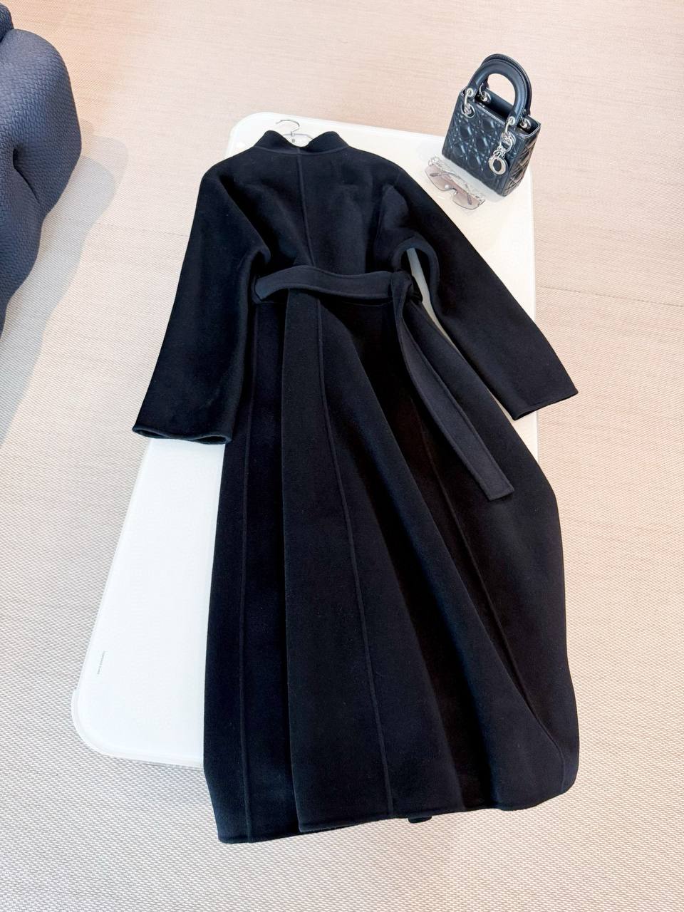 CHRISTIAN DIOR Женское пальто из кашемира CHRISTIAN DIOR Женское пальто из кашемира