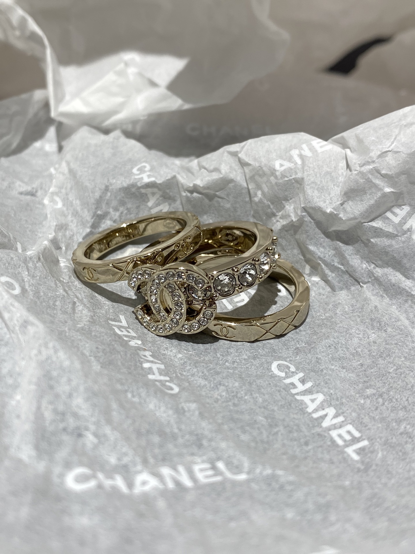 CHANEL Женское тройное кольцо 25P CHANEL Женское тройное кольцо 25P