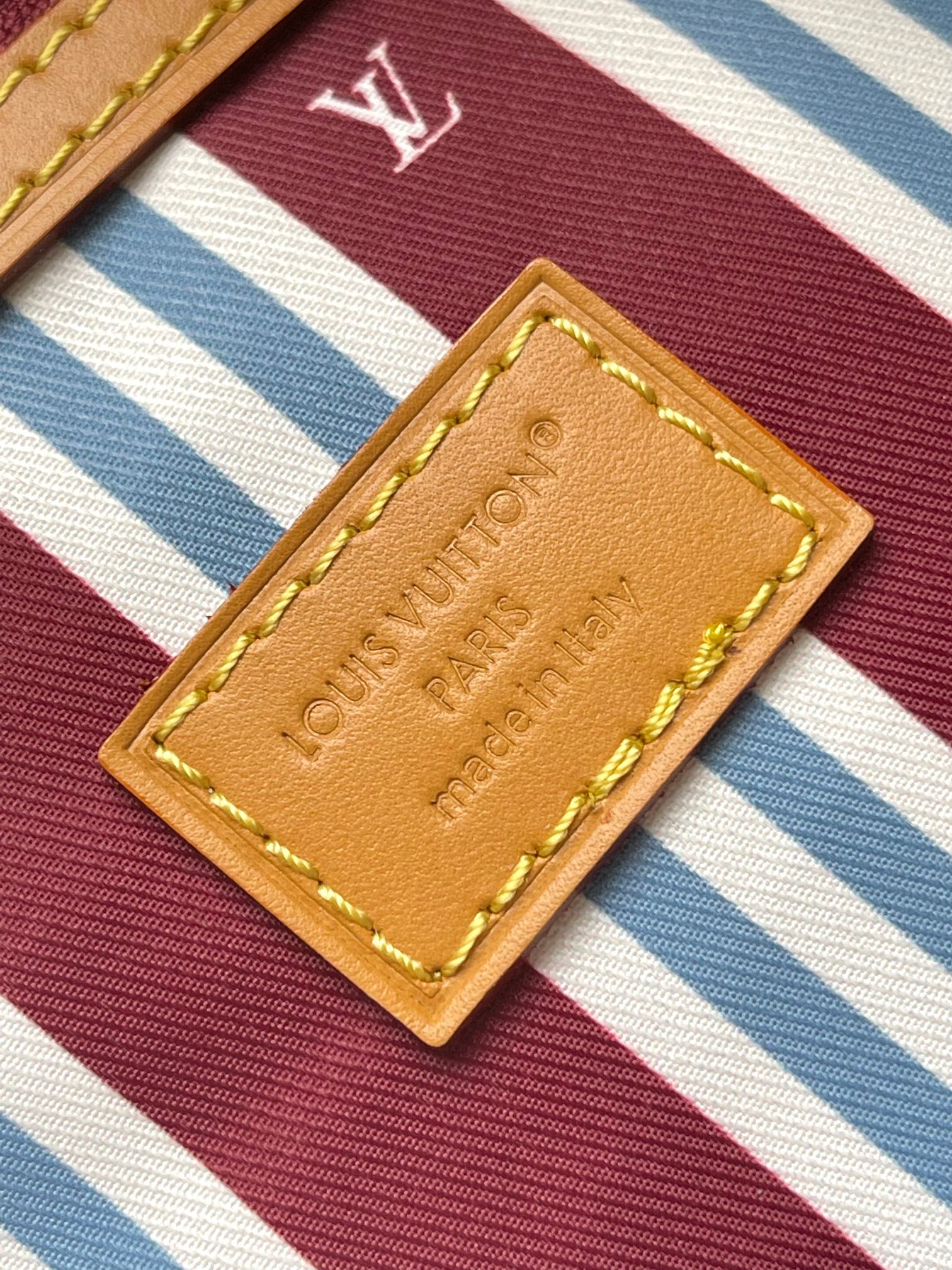 LOUIS VUITTON Сумка Marina Tote M14652 LOUIS VUITTON Сумка Marina Tote M14652