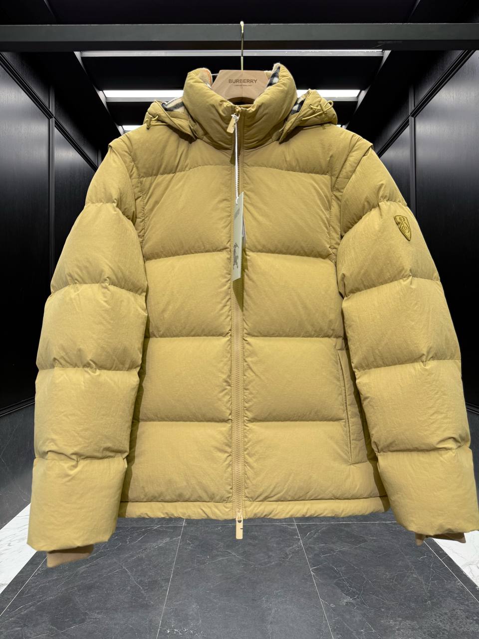 BURBERRY Мужской пуховик BURBERRY Мужской пуховик