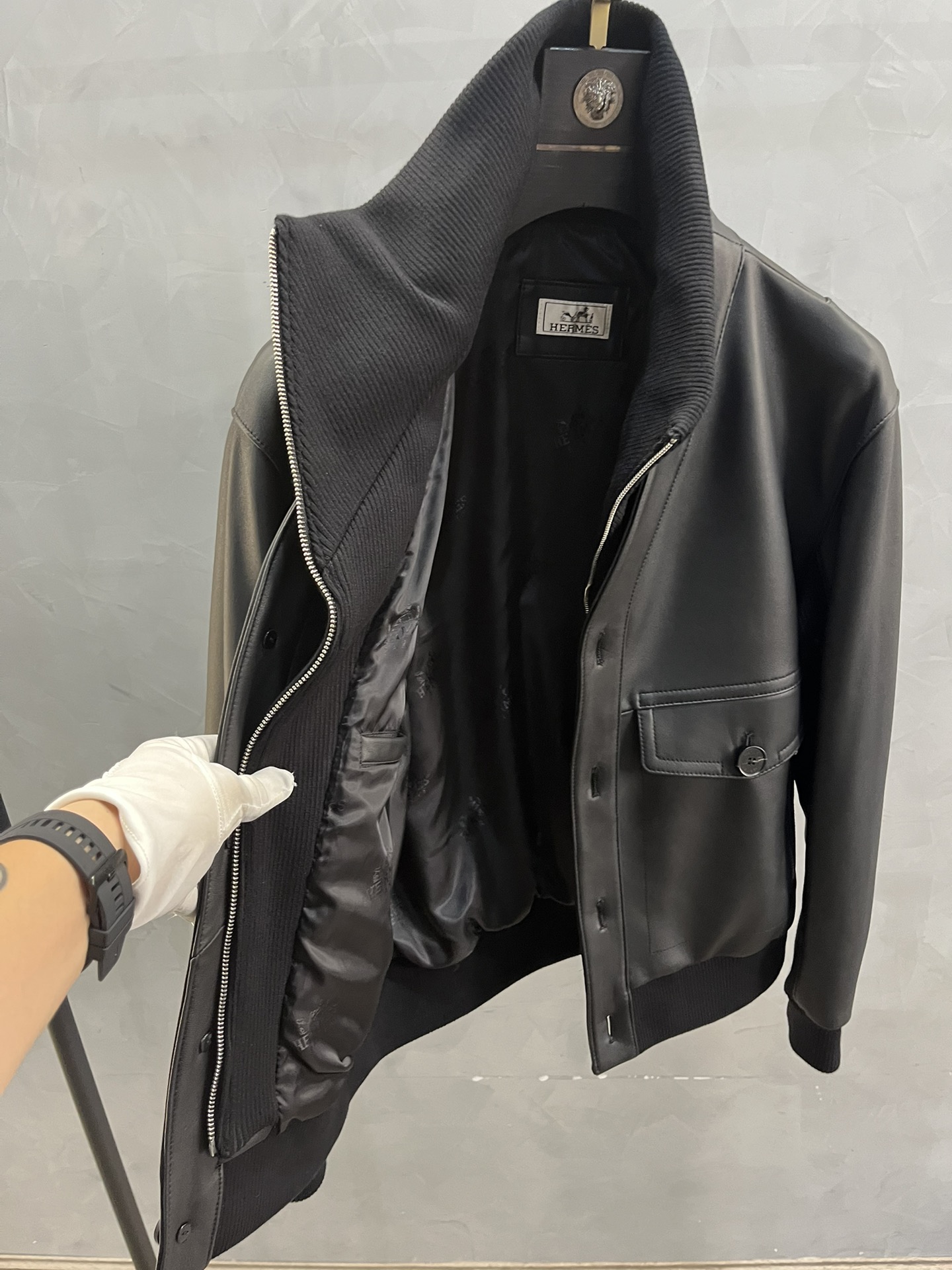 HERMES Мужская кожаная куртка HERMES Мужская кожаная куртка