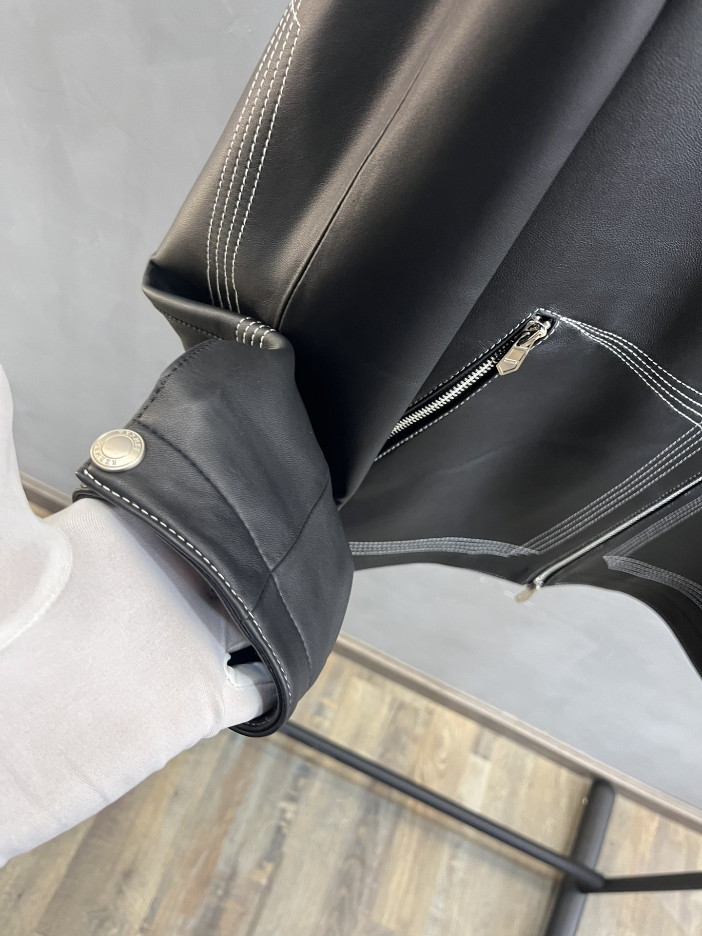 HERMES Мужская кожаная куртка HERMES Мужская кожаная куртка