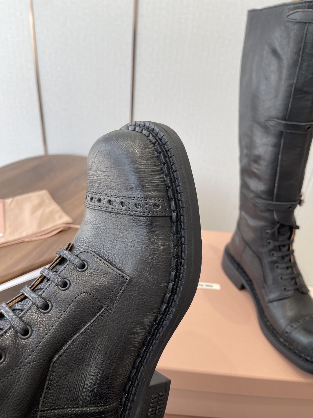 MIU MIU Женские сапоги MIU MIU Женские сапоги