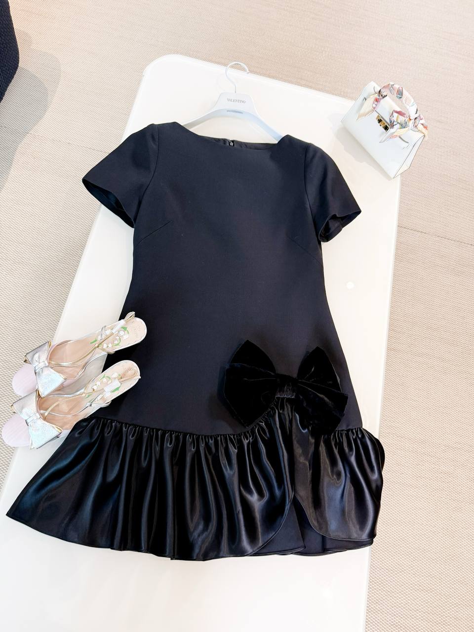 VALENTINO Женское шёлковое платье VALENTINO Женское шёлковое платье