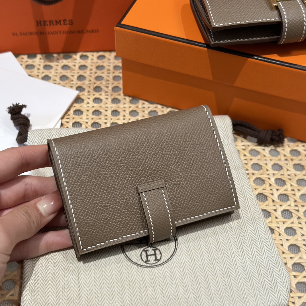 HERMES Кошелёк Bearn 10 см 18/Etoupe Epsom HERMES Кошелёк Bearn 10 см 18/Etoupe Epsom