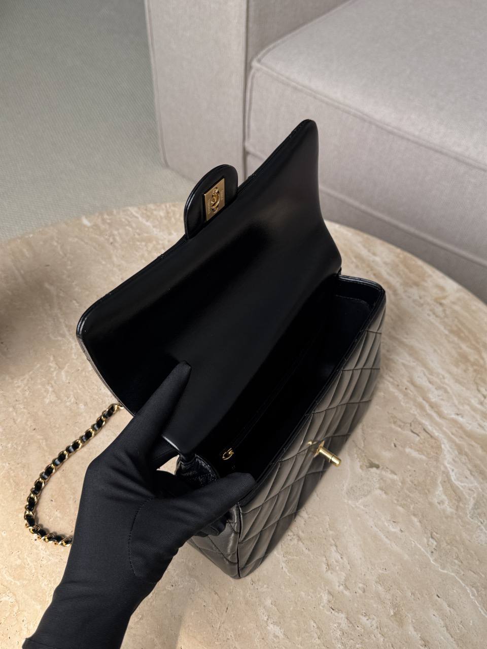 CHANEL Женская сумка 24B CHANEL Женская сумка 24B