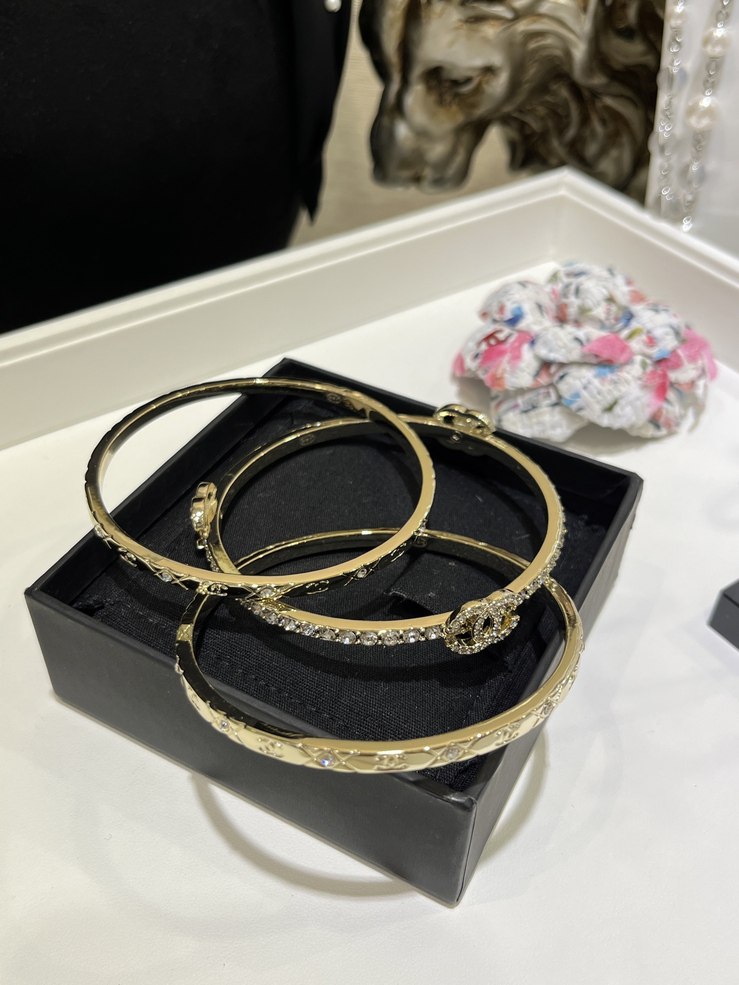 CHANEL Женский тройной браслет 25A CHANEL Женский тройной браслет 25A