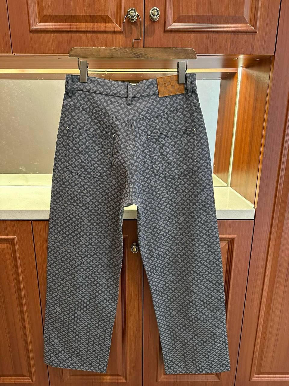 LOUIS VUITTON Мужские джинсы  LOUIS VUITTON Мужские джинсы