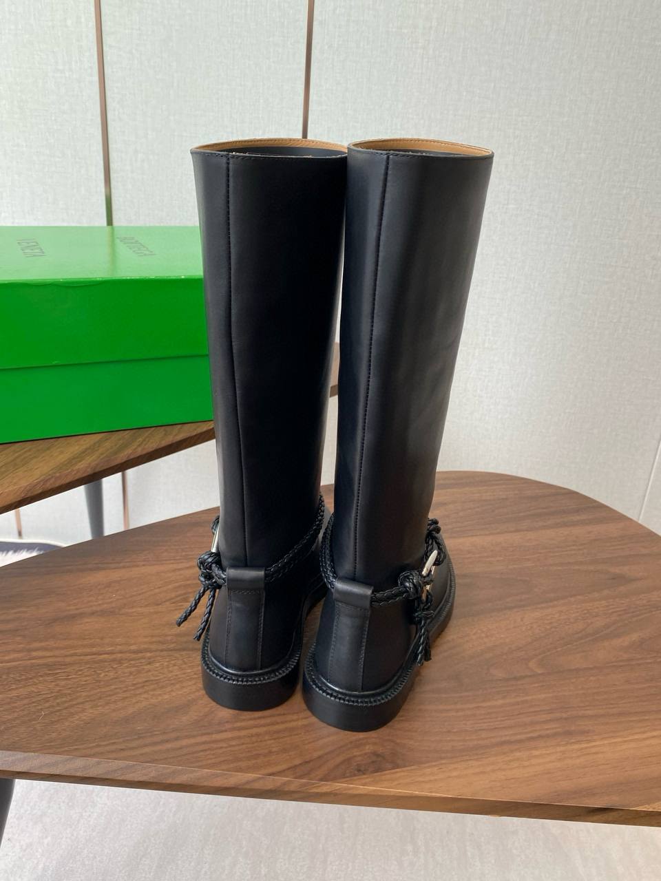 BOTTEGA VENETA Женские сапоги из телячьей кожи BOTTEGA VENETA Женские сапоги из телячьей кожи