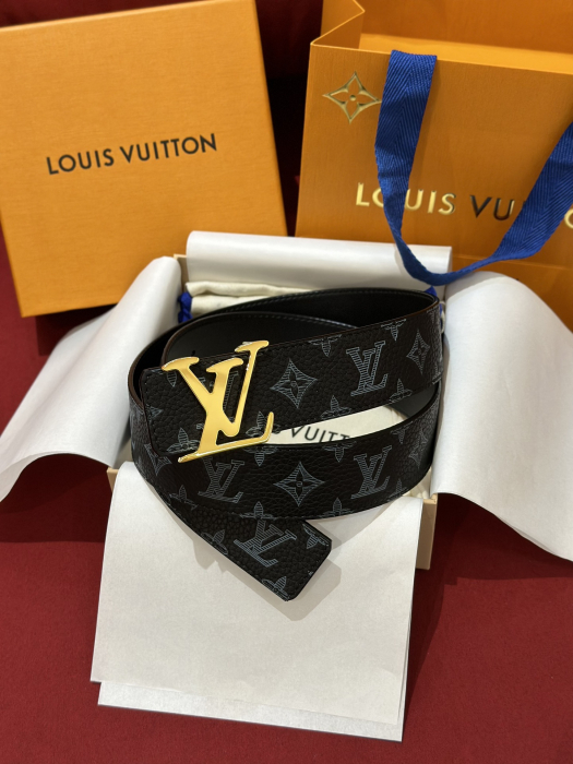  LOUIS VUITTON Мужской ремень LV Limited