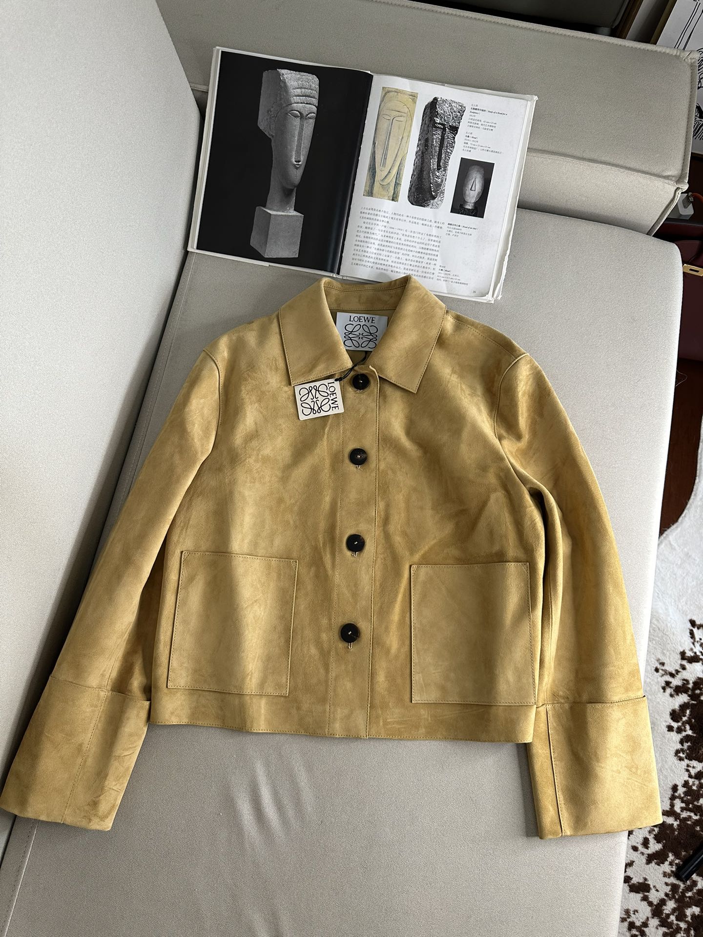 LOEWE Женская куртка из замши LOEWE Женская куртка из замши