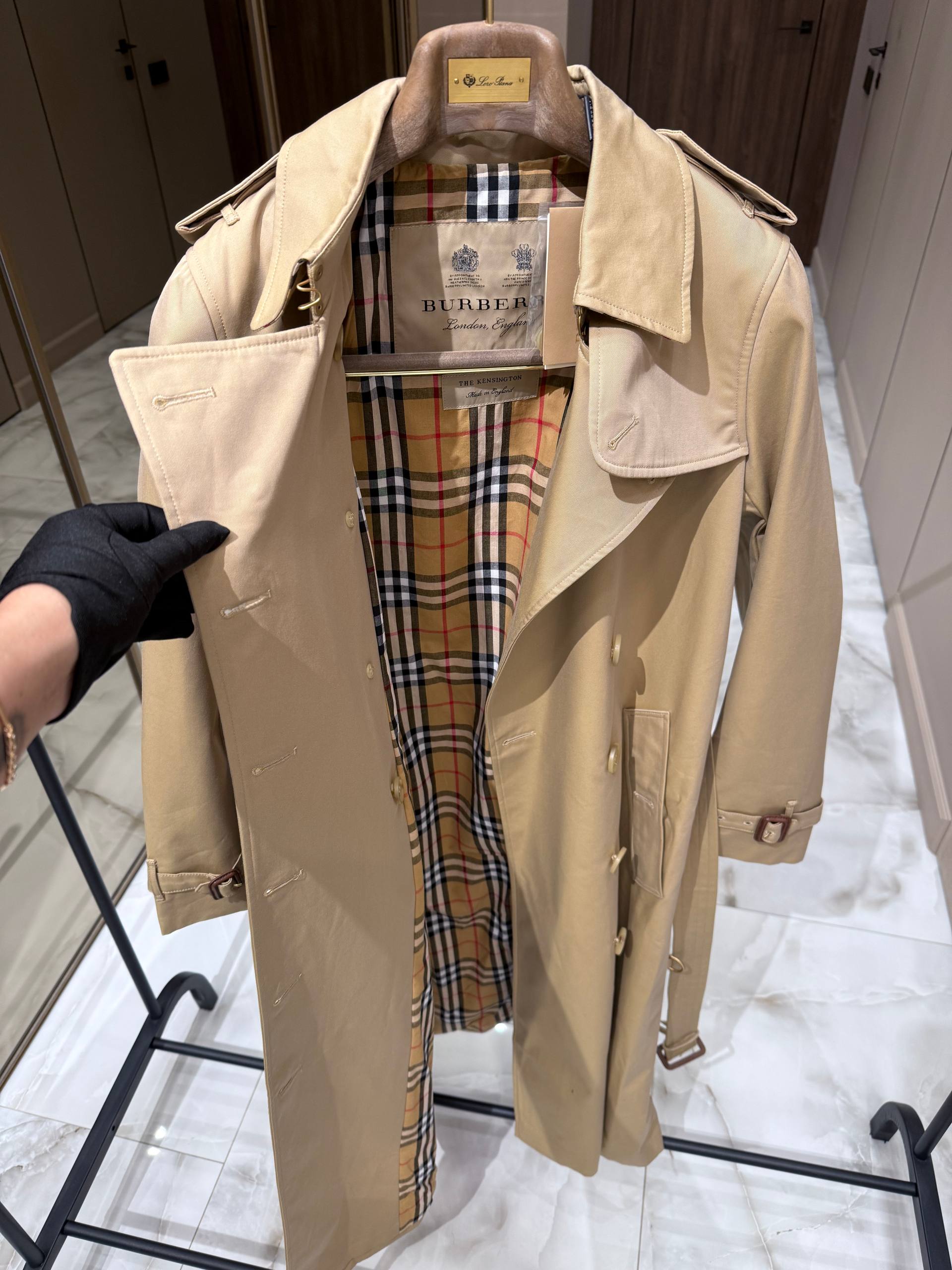 BURBERRY Женское двубортное пальто тренч BURBERRY Женское двубортное пальто тренч