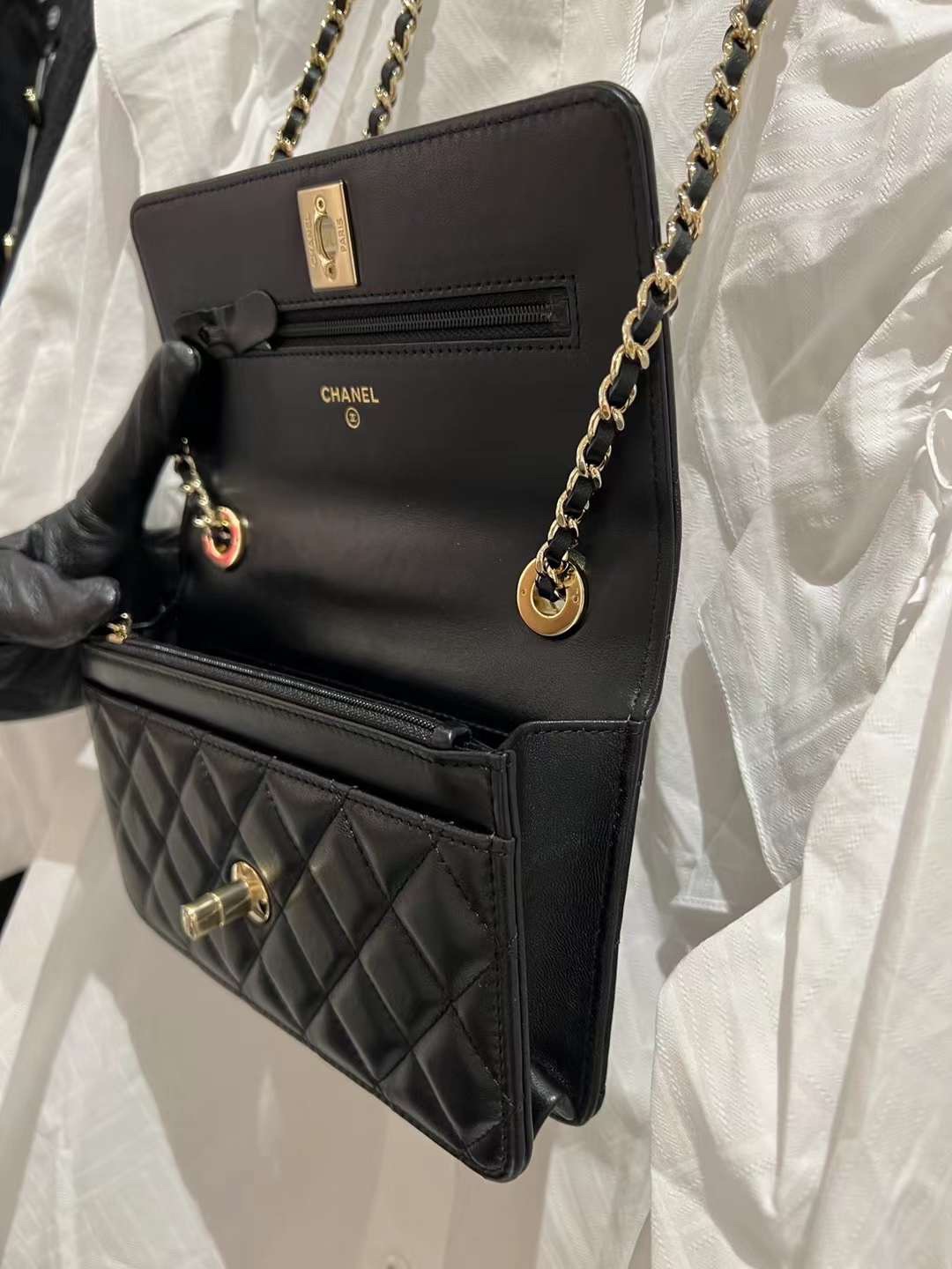 CHANEL Женская сумка Wallet on Chain CHANEL Женская сумка Wallet on Chain