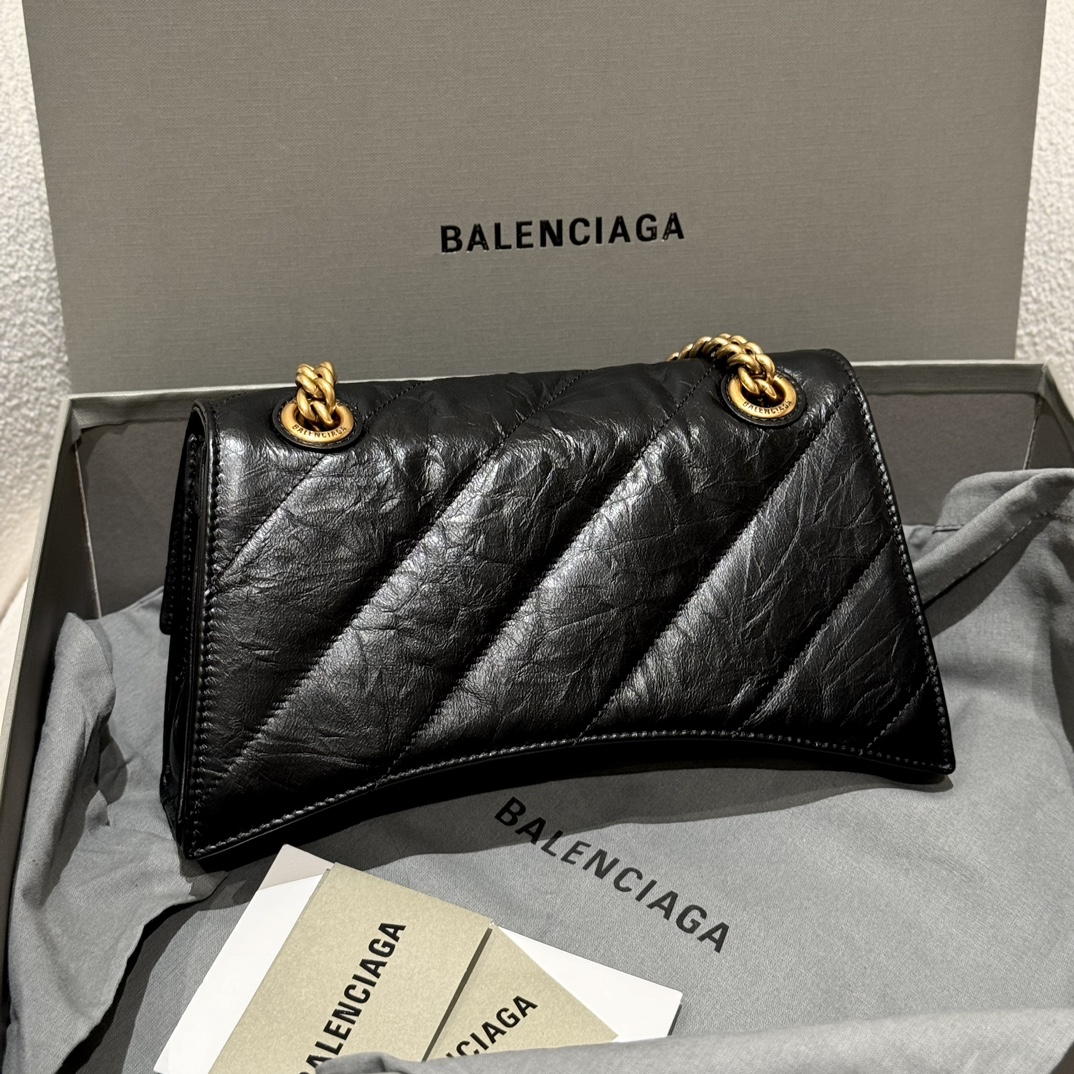 BALENCIAGA Женская сумка Crush маленькая BALENCIAGA Женская сумка Crush маленькая