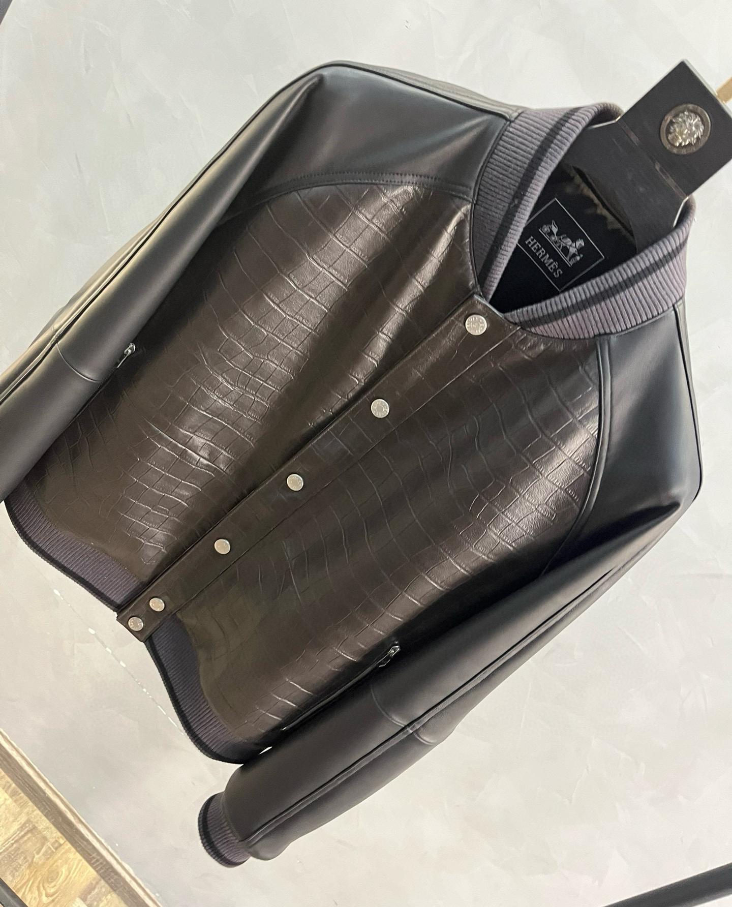 HERMES Мужская кожаная куртка HERMES Мужская кожаная куртка