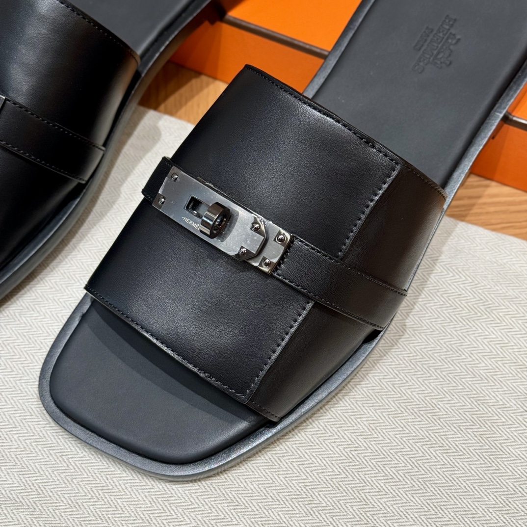 HERMES Мужские сандалии Gabriel