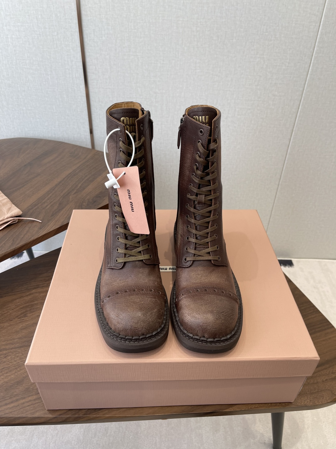 MIU MIU Женские ботинки из телячьей кожи 