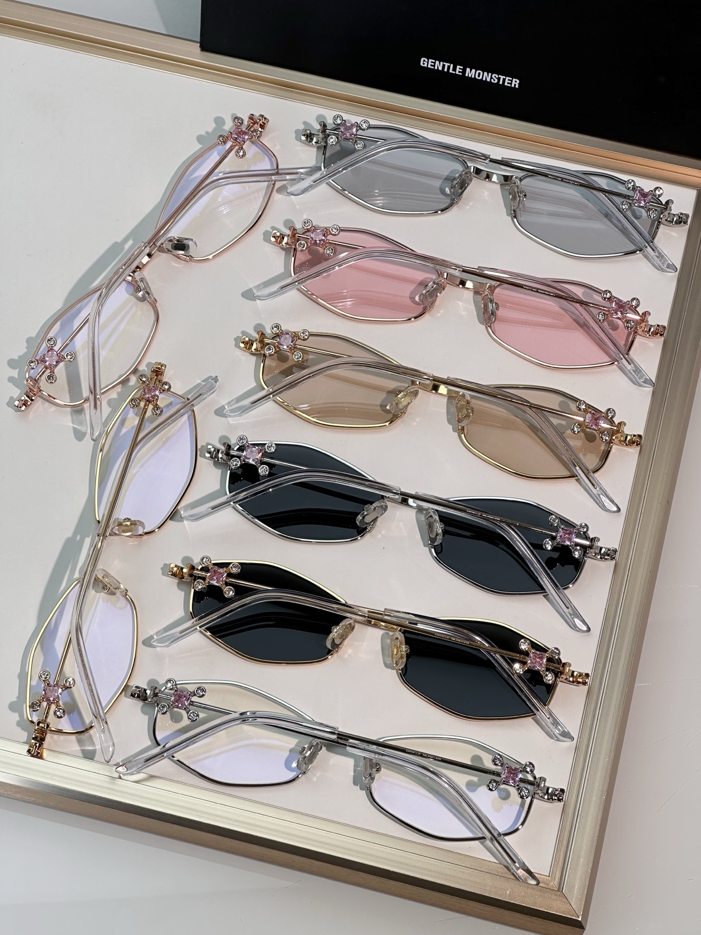 GENTLE MONSTER Женские очки Gleam GENTLE MONSTER Женские очки Gleam