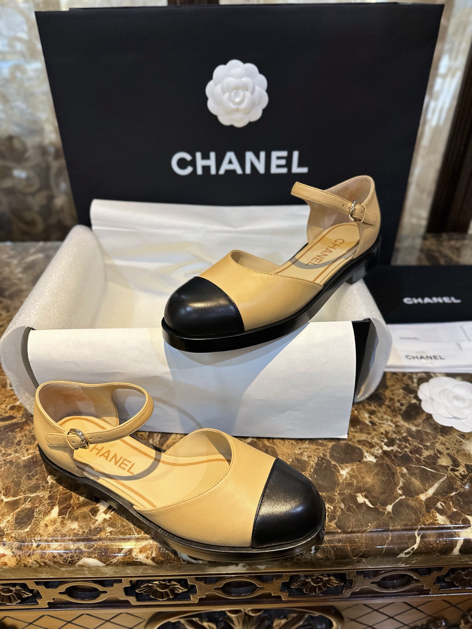 CHANEL Туфли женские  CHANEL Туфли женские