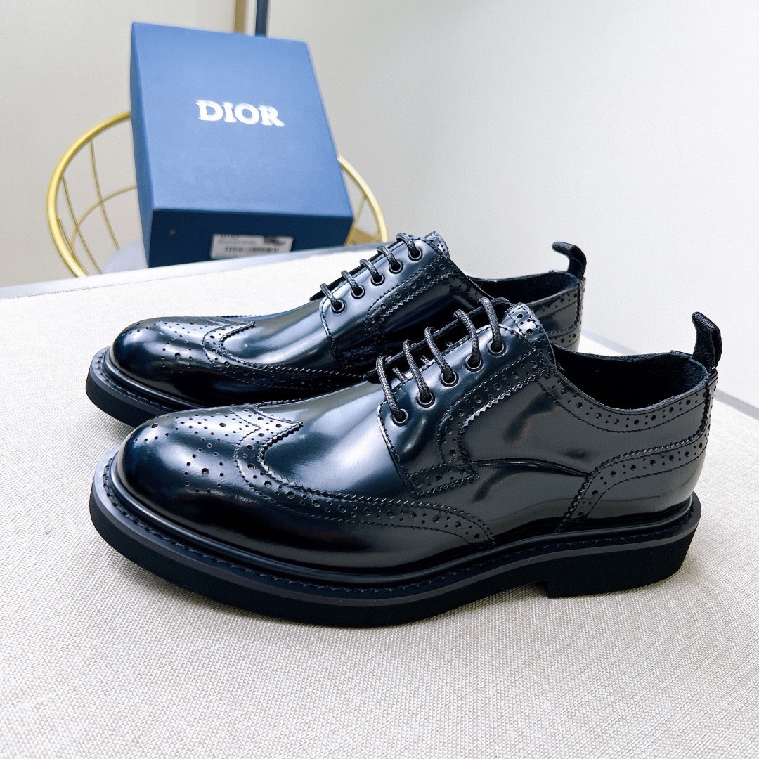 CHRISTIAN DIOR Мужские туфли броги CHRISTIAN DIOR Мужские туфли броги
