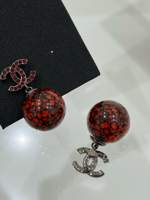 CHANEL Женские серьги звёздочки 25B