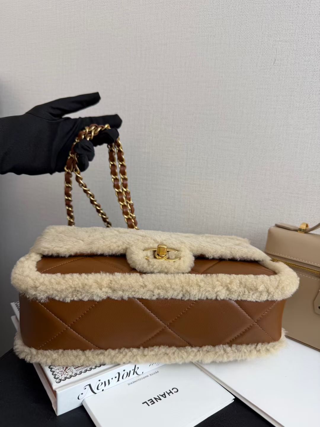 CHANEL Женская сумка 24k CHANEL Женская сумка 24k