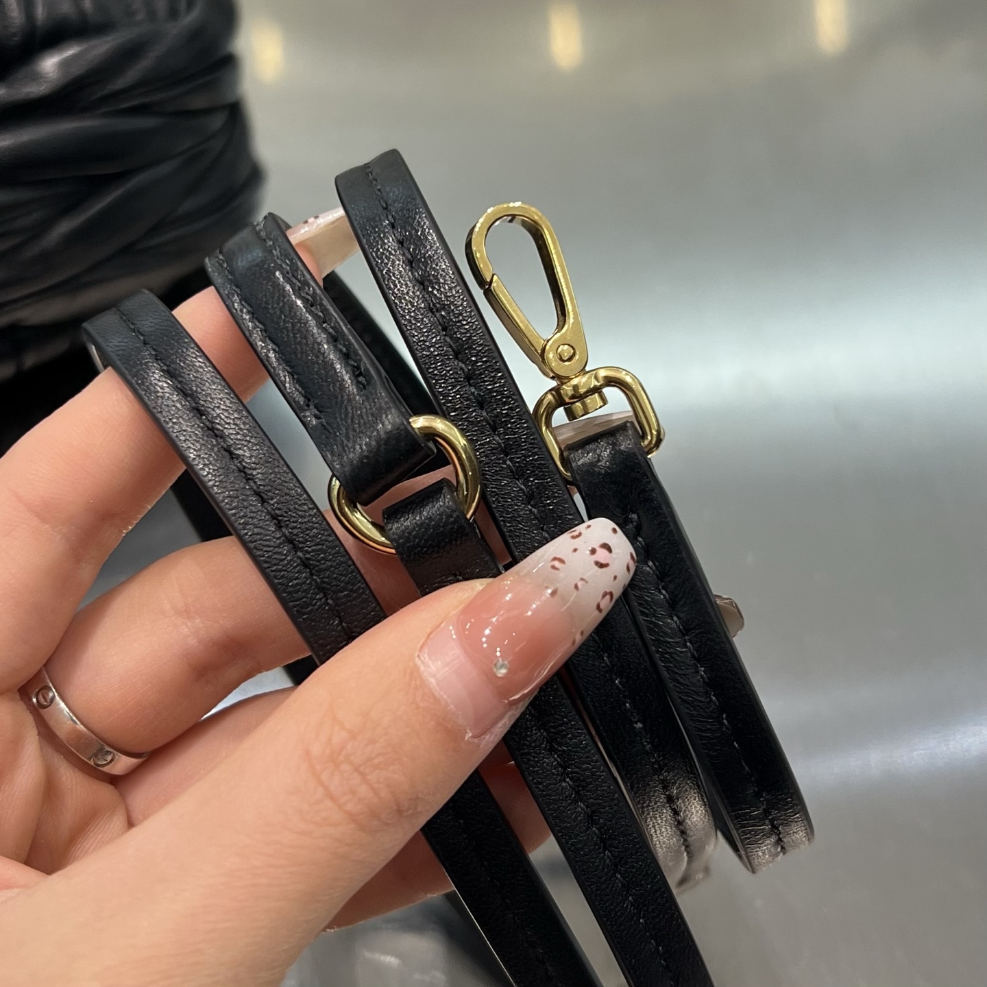 MIU MIU Женская сумка Wander hobo mini 